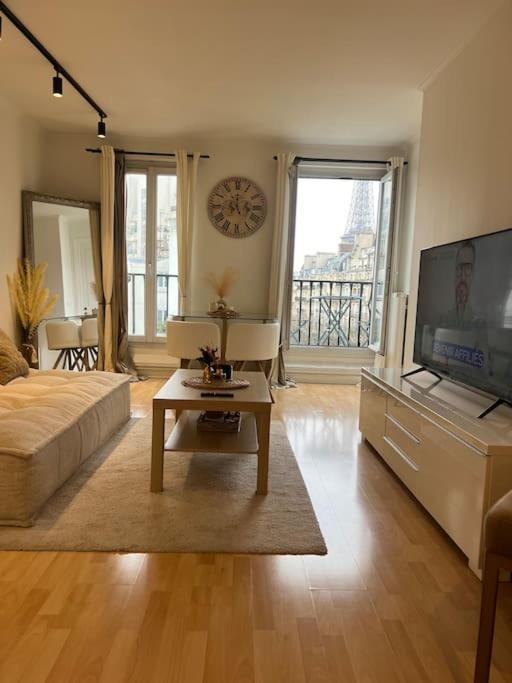 Appartement Paris Vue Tour Eiffel Trocadero Exteriér fotografie